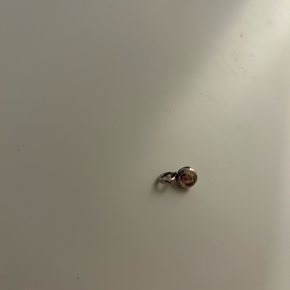 Silver Pearly Pandora Pendant - Picture 2 of 2